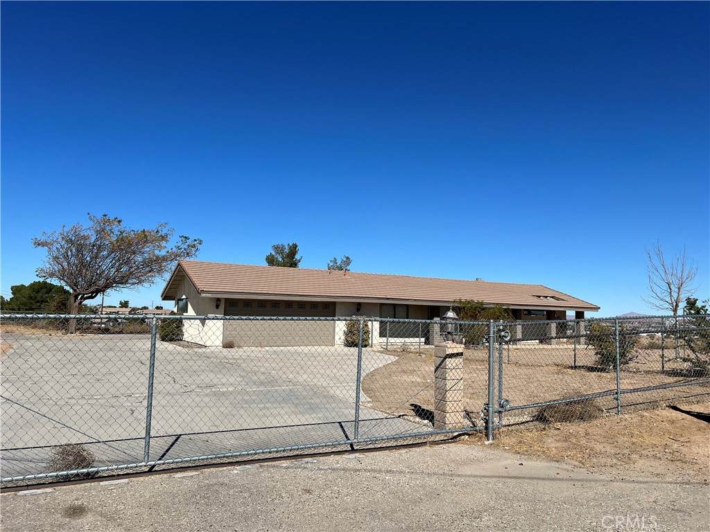 18530 Eucalyptus Street - Photo 1
