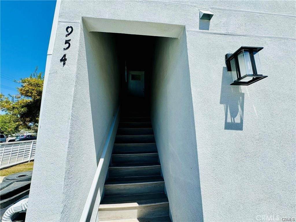 954 Euclid Avenue - Photo 1