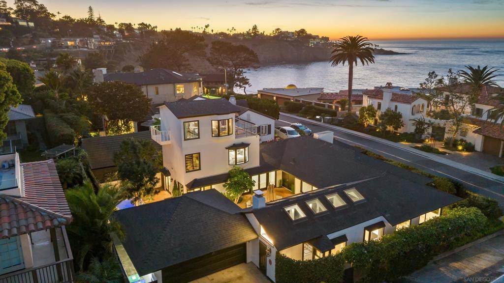 1835 Spindrift Drive - Photo 1