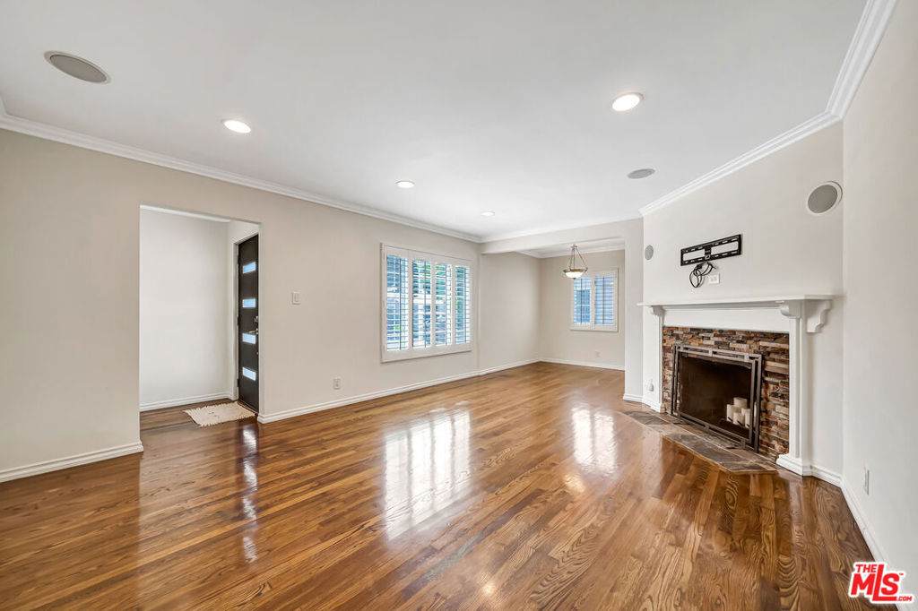 6047 Dauphin Street - Photo 1