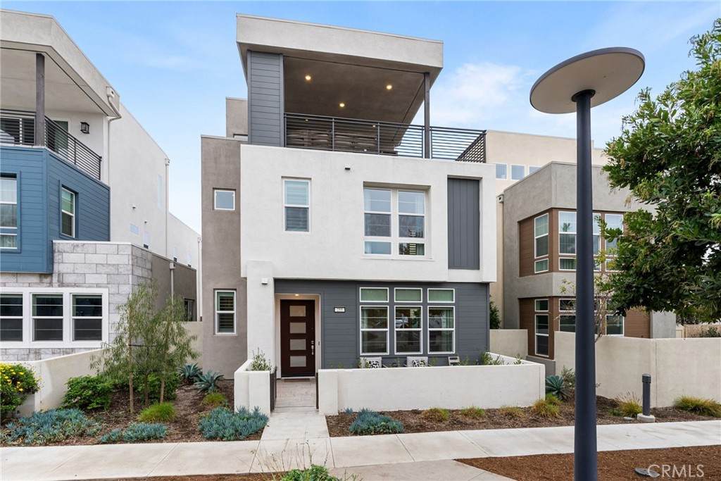 255 Chorus - Photo 1