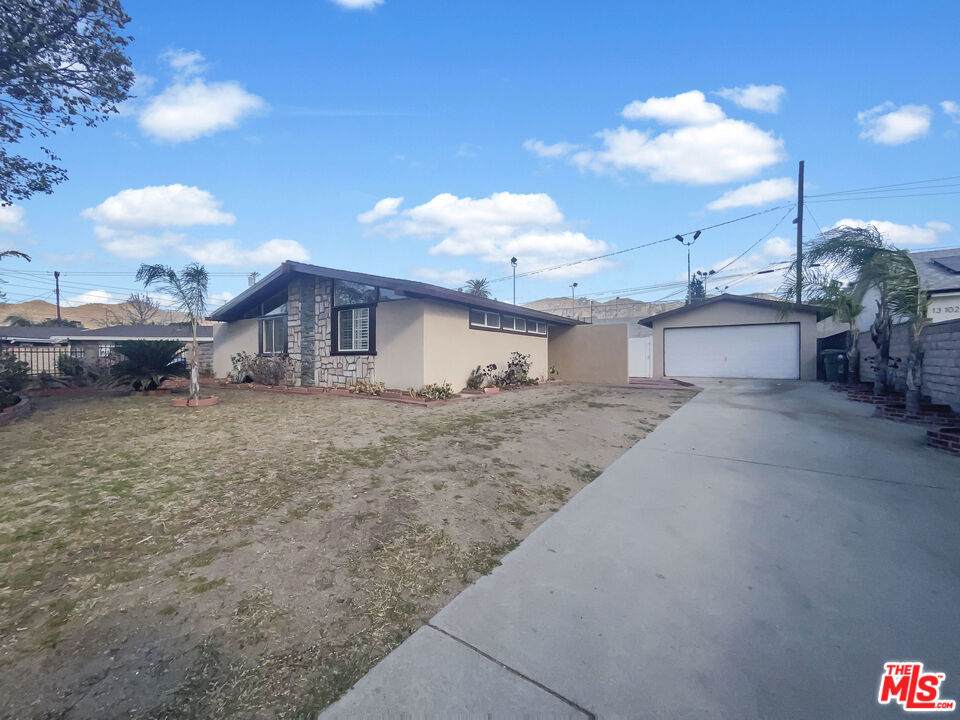 13108 Fellows Avenue - Photo 1