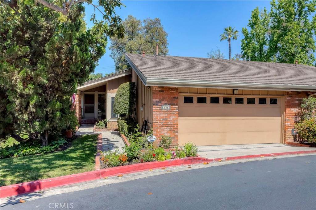 846 Glenwood Circle - Photo 1