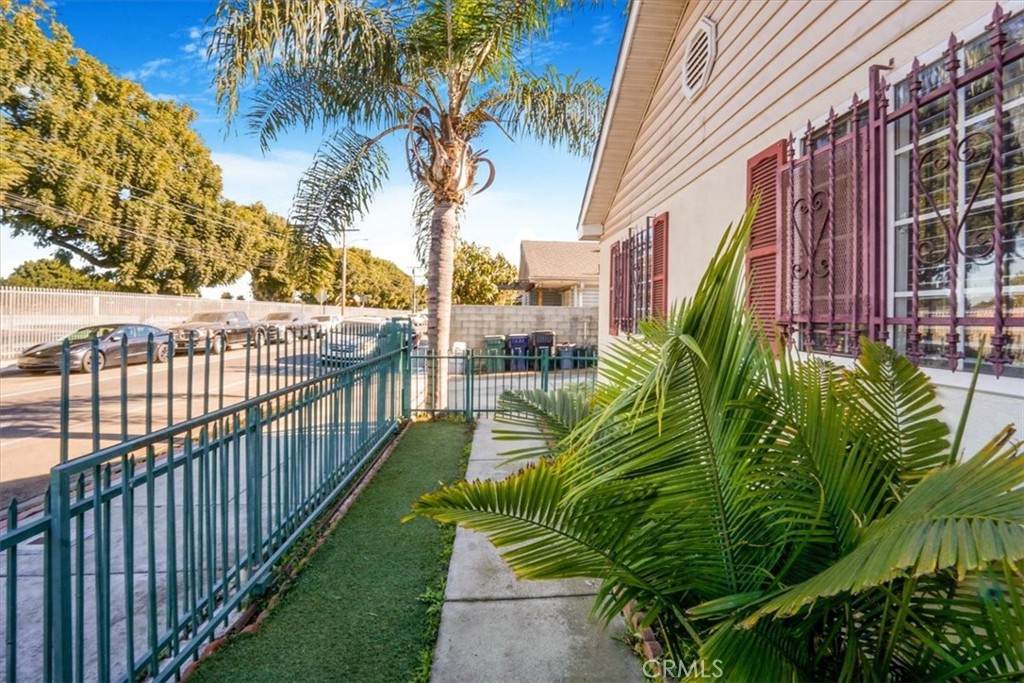 https://bt-photos.global.ssl.fastly.net/socal/orig_boomver_1_373793714-2.jpg