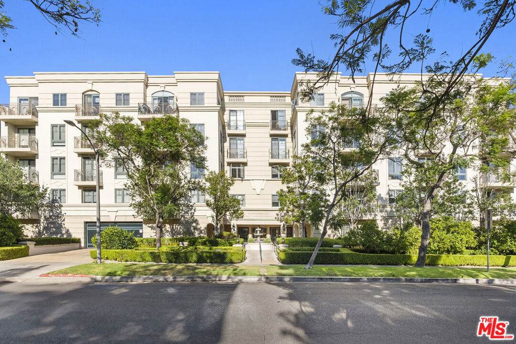 430 Oakhurst Drive - Photo 1