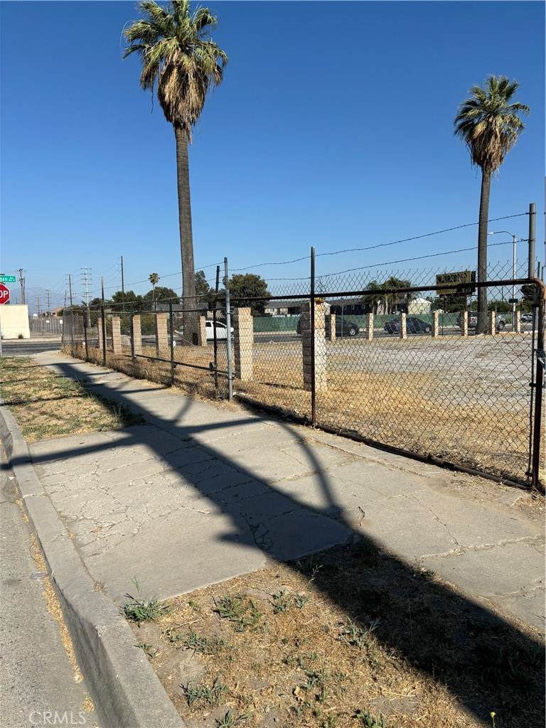 https://bt-photos.global.ssl.fastly.net/socal/orig_boomver_1_373847598-2.jpg