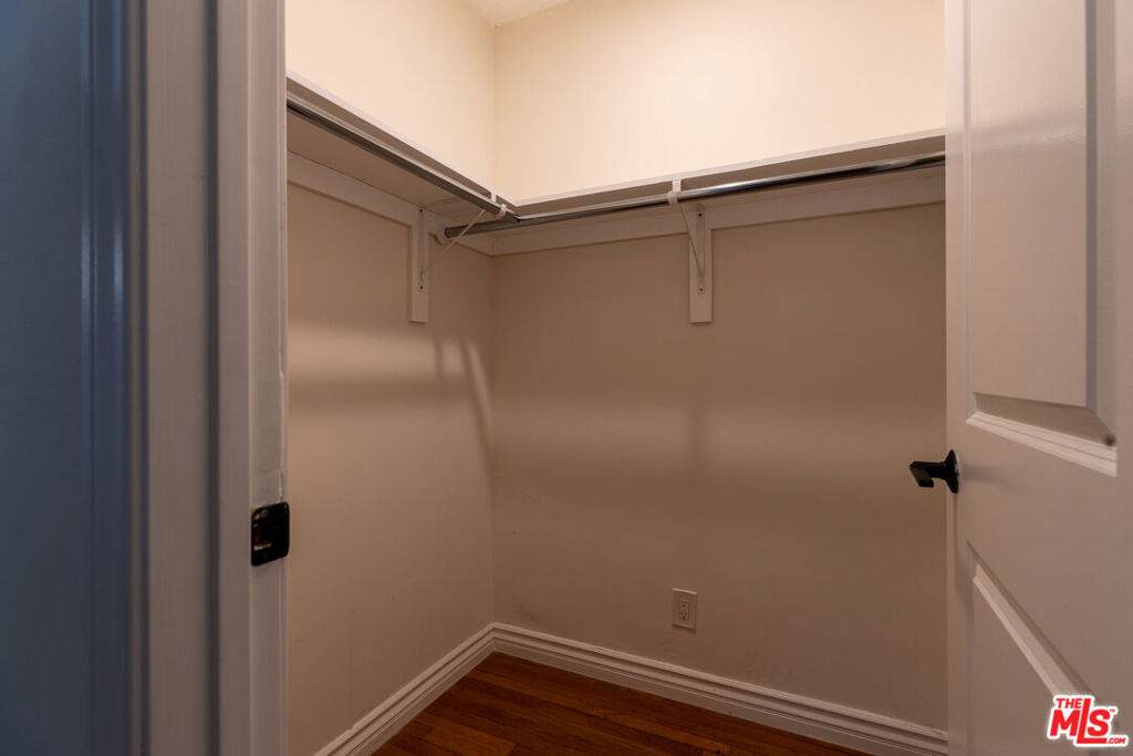 https://bt-photos.global.ssl.fastly.net/socal/orig_boomver_1_373857979-2.jpg
