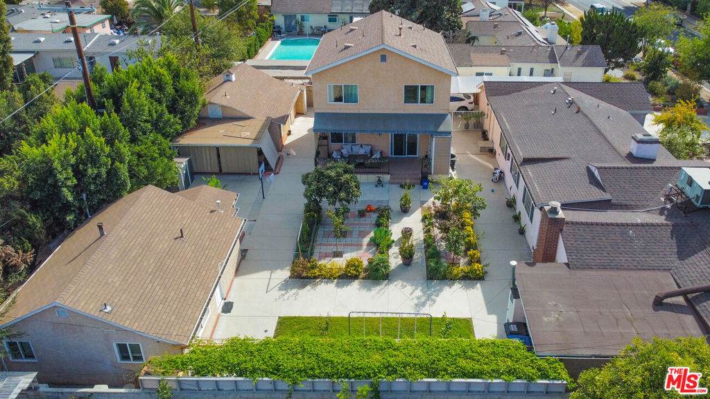 5848 Cleon Avenue - Photo 1