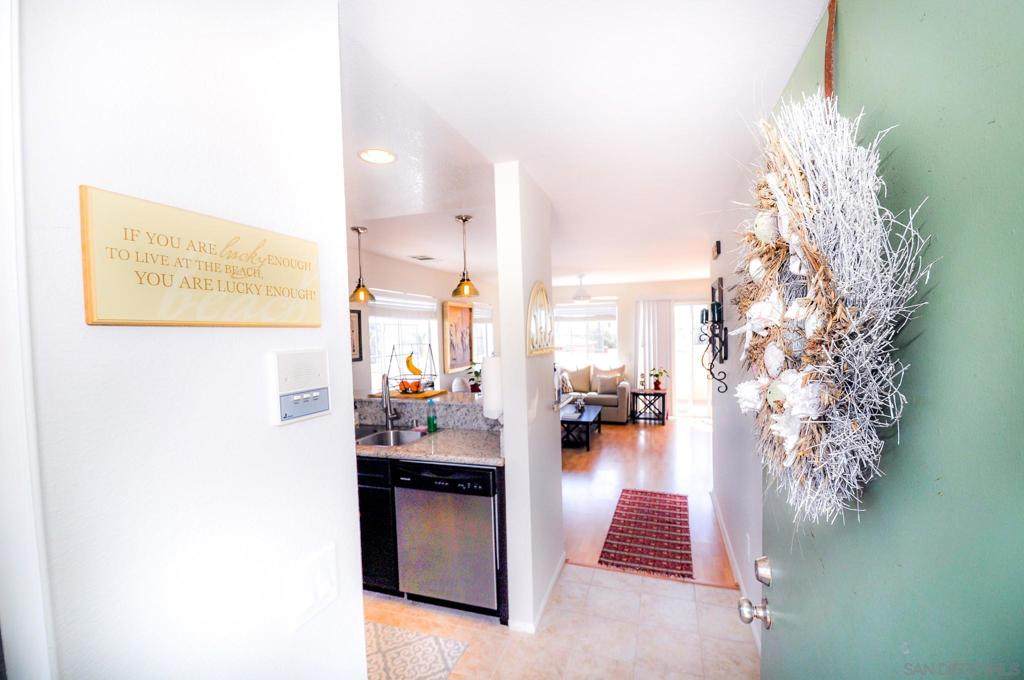 207 Elkwood - Photo 1