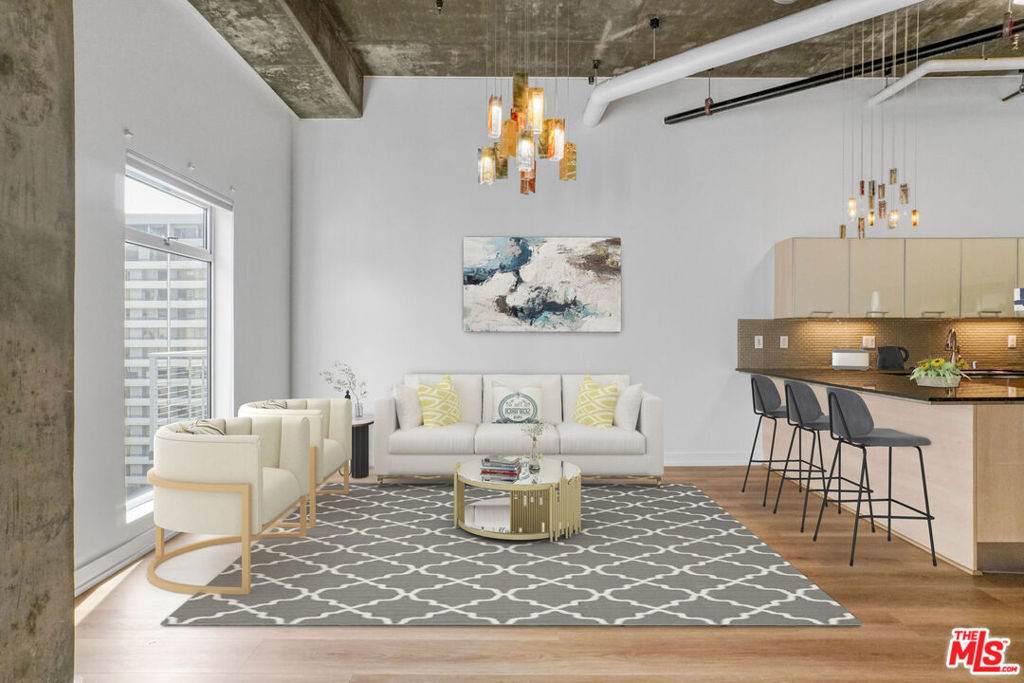 645 9th Street - Photo 1