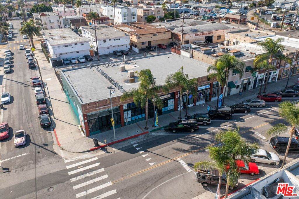 830 Gardena Boulevard - Photo 1