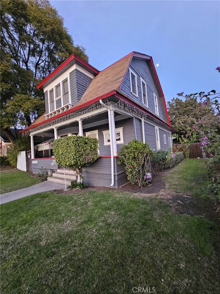 https://bt-photos.global.ssl.fastly.net/socal/orig_boomver_1_373933560-2.jpg