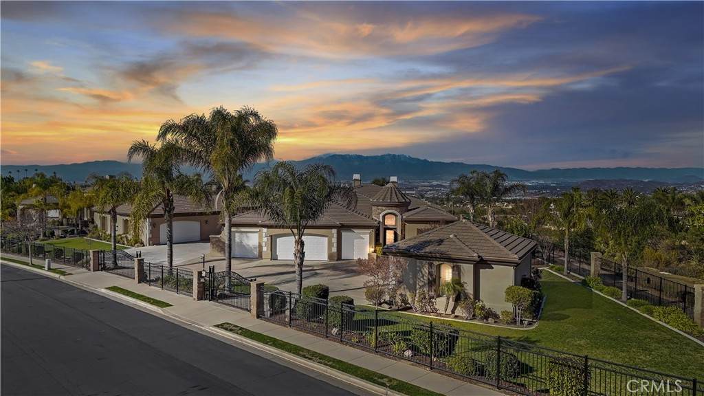 4085 Strandberg Street - Photo 1