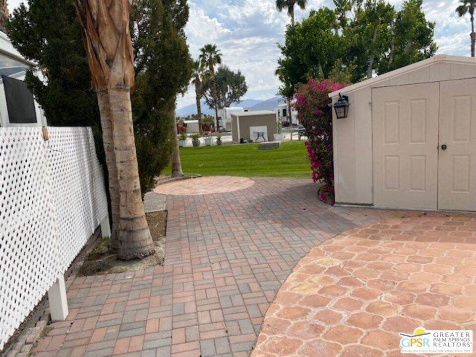 https://bt-photos.global.ssl.fastly.net/socal/orig_boomver_1_373983204-2.jpg