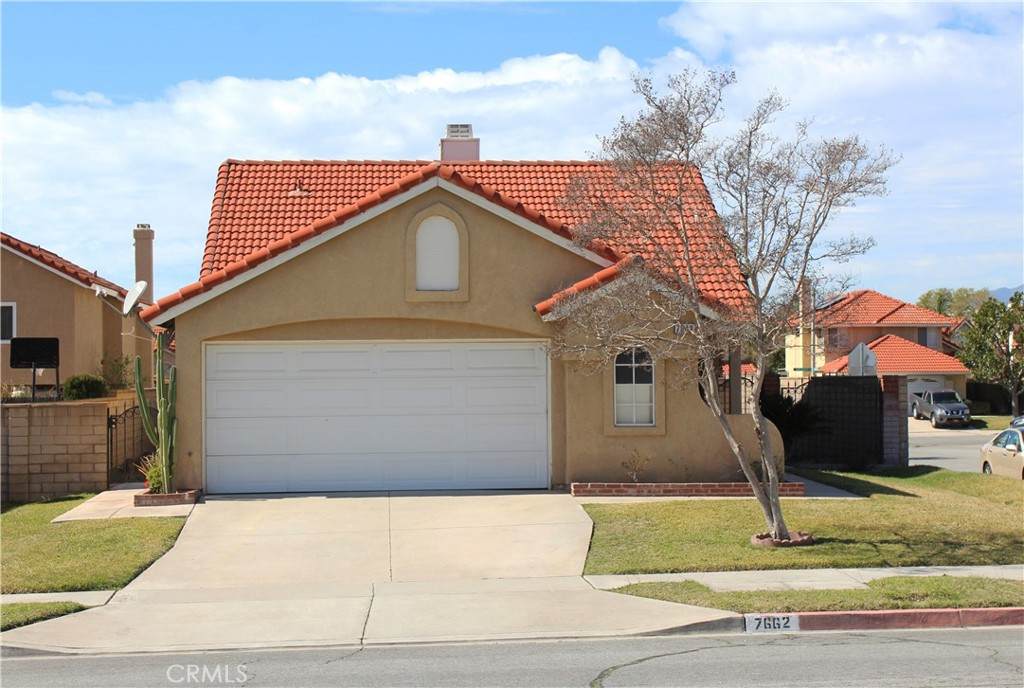 7662 Plumaria Drive - Photo 1