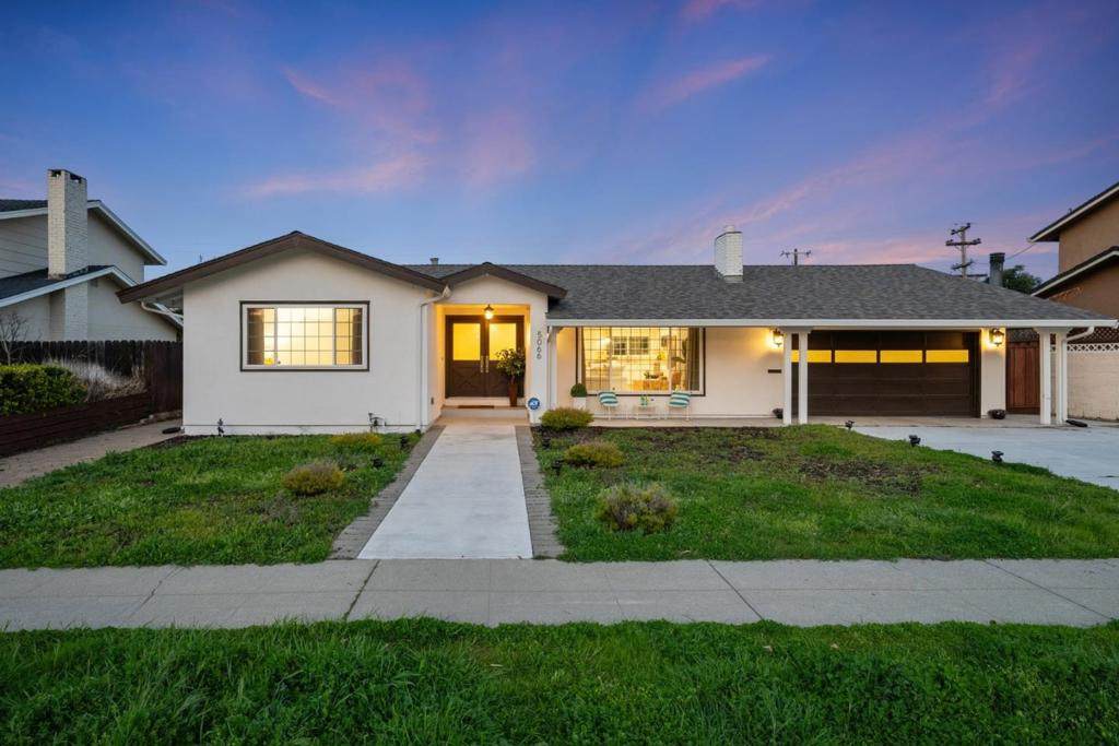 5066 Carter Avenue - Photo 1