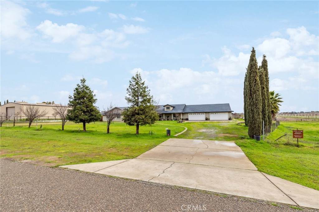 21791 Road 29 - Photo 1