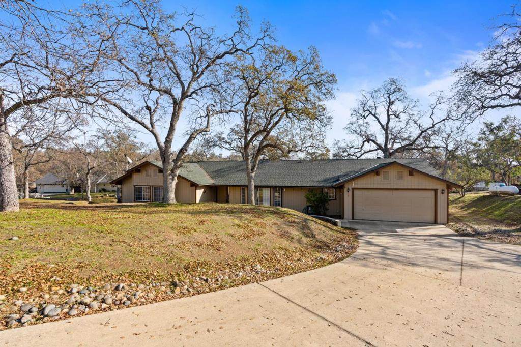 30159 Horseshoe Drive - Photo 1