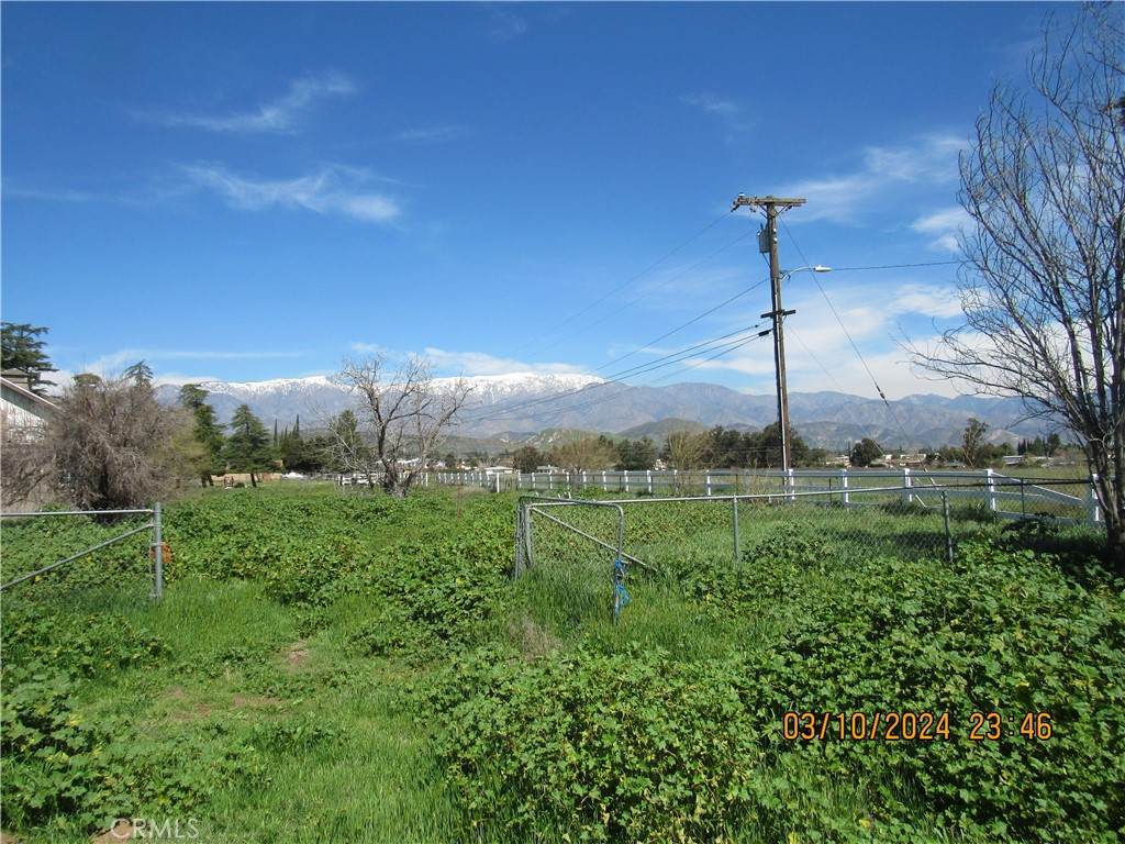 https://bt-photos.global.ssl.fastly.net/socal/orig_boomver_1_374041452-2.jpg
