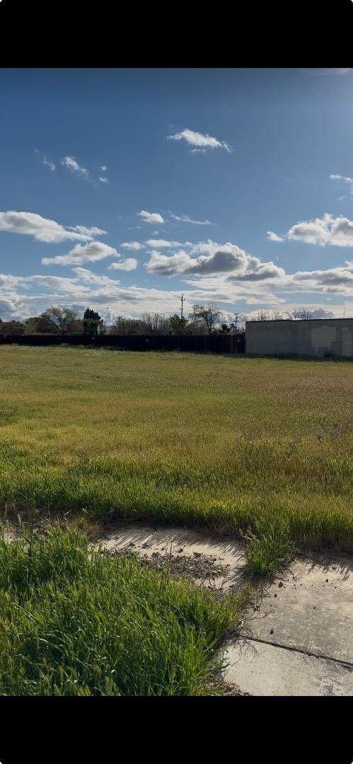 1523 Sarba Court - Photo 1