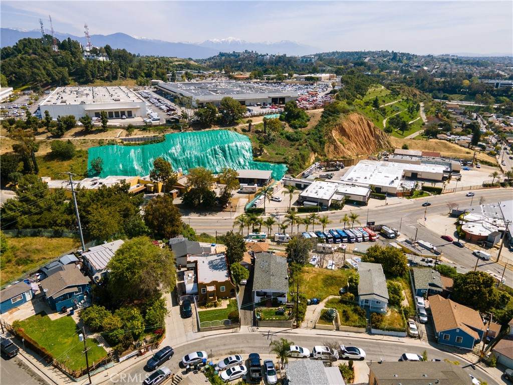 https://bt-photos.global.ssl.fastly.net/socal/orig_boomver_1_374068119-2.jpg