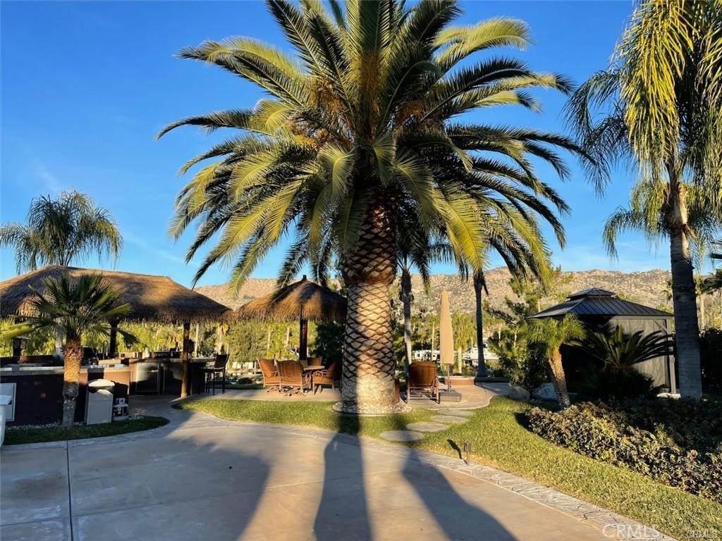 https://bt-photos.global.ssl.fastly.net/socal/orig_boomver_1_374073026-2.jpg