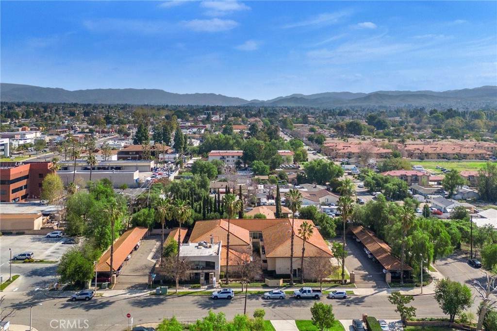 1850 Williams Street - Photo 1