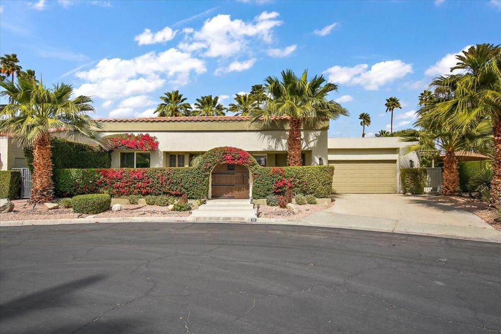 51 Mission Palms Drive - Photo 1