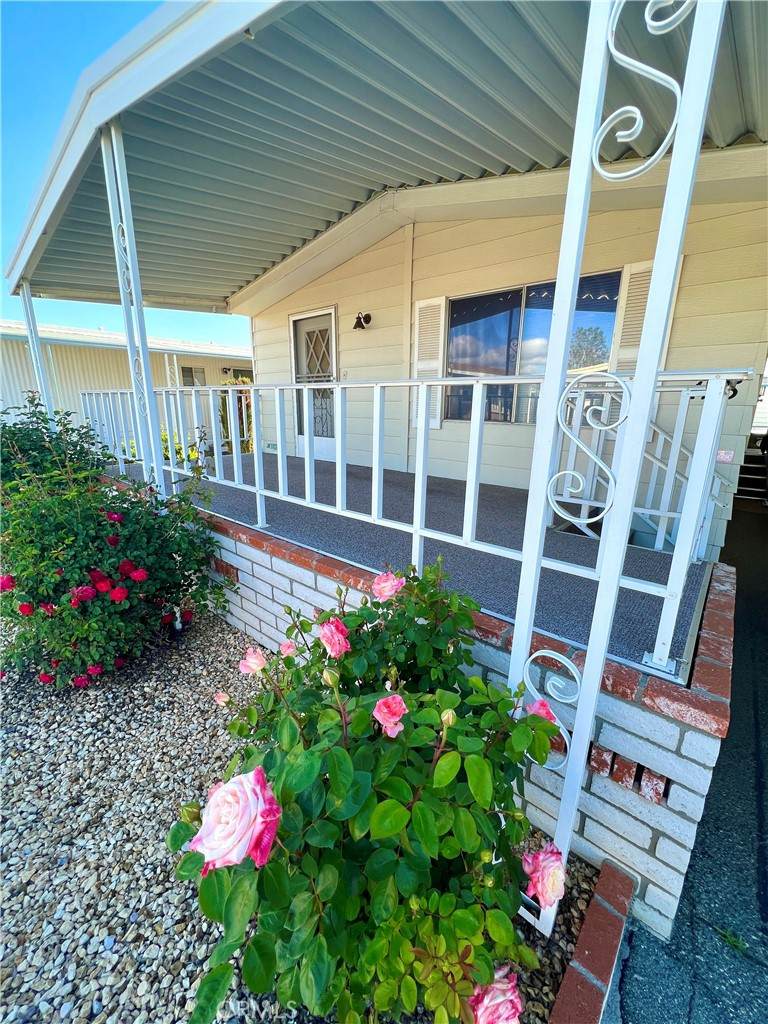2205 Acacia Street - Photo 1