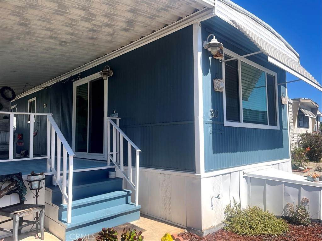 1660 Whittier Avenue - Photo 1
