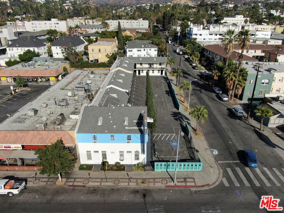 https://bt-photos.global.ssl.fastly.net/socal/orig_boomver_1_374107381-2.jpg