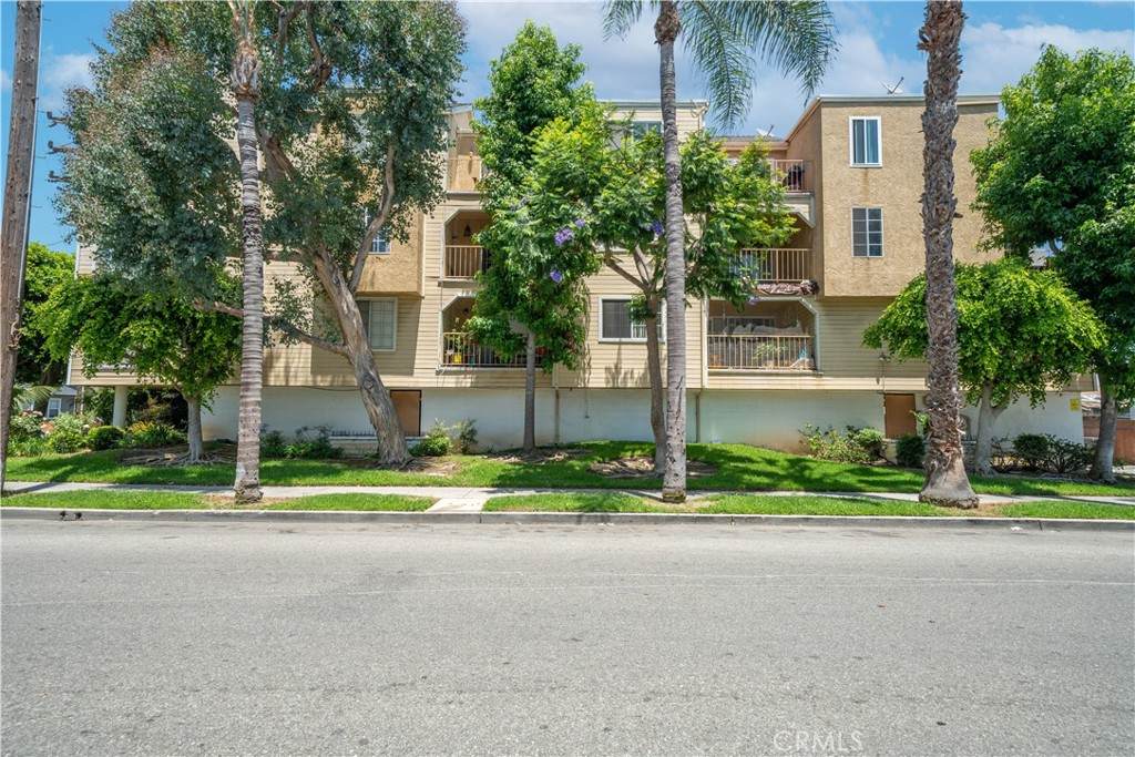 https://bt-photos.global.ssl.fastly.net/socal/orig_boomver_1_374124360-2.jpg
