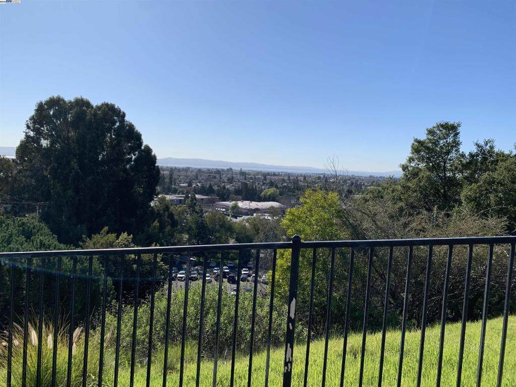 https://bt-photos.global.ssl.fastly.net/socal/orig_boomver_1_374165656-2.jpg