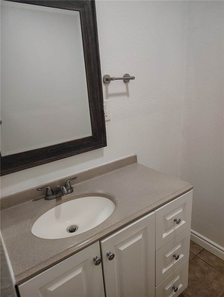 311 1/2 44th Street - Photo 1