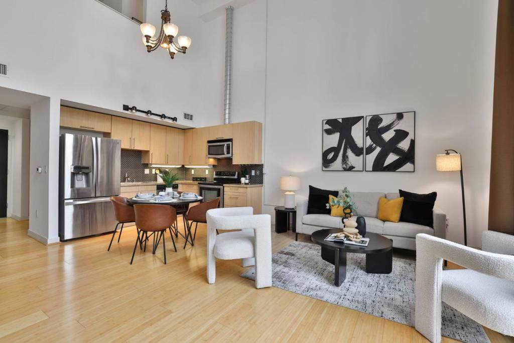 88 Bush Street - Photo 1