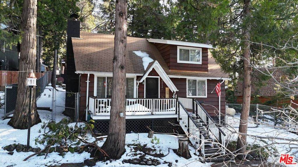 52521 Pine Ridge Road - Photo 1