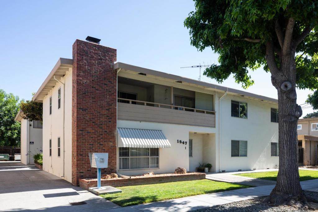 1547 Alta Glen Drive - Photo 1