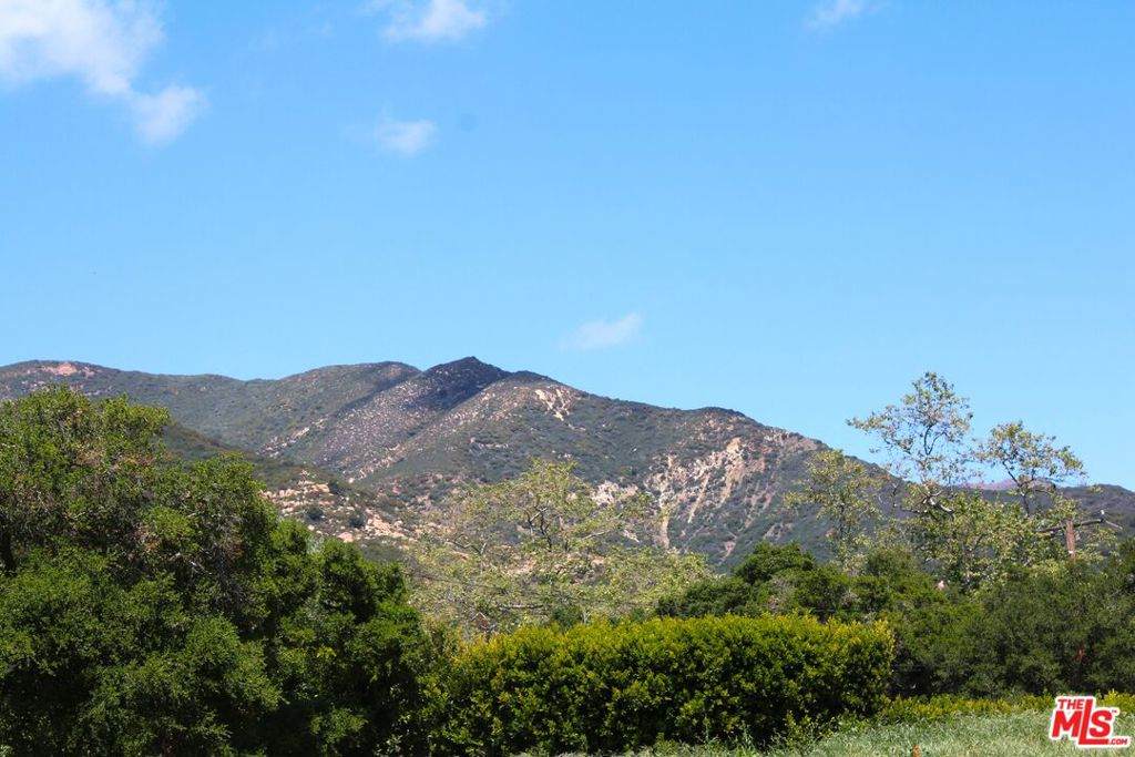 https://bt-photos.global.ssl.fastly.net/socal/orig_boomver_1_374230679-2.jpg