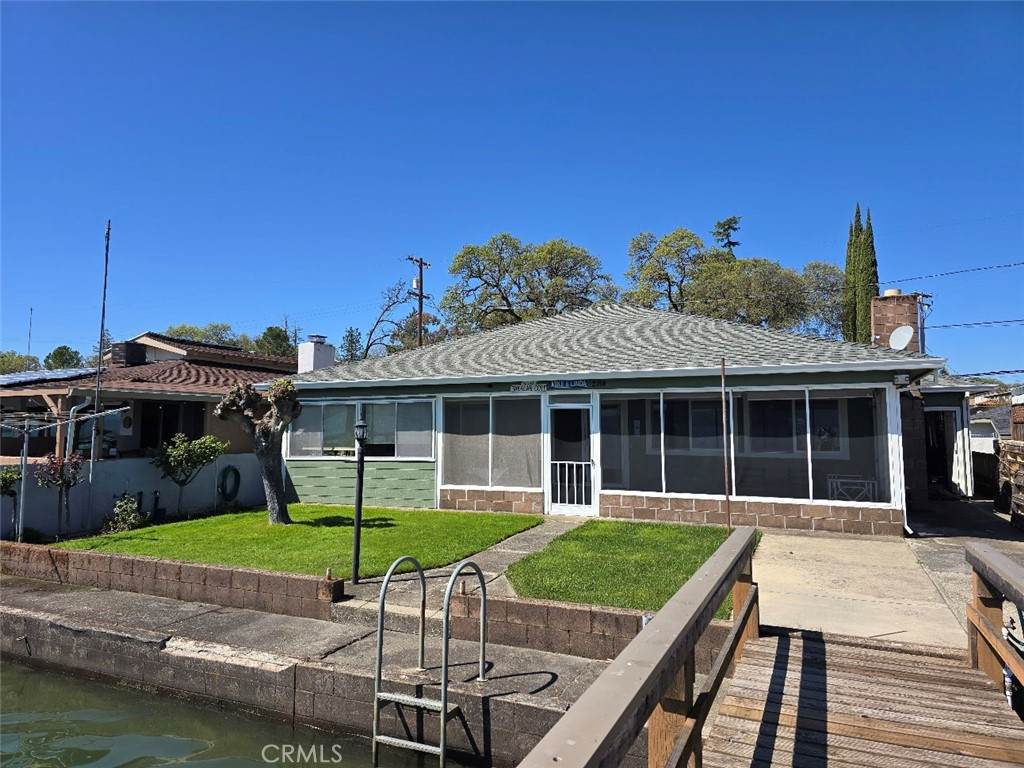 2750 Lakeshore Boulevard - Photo 1