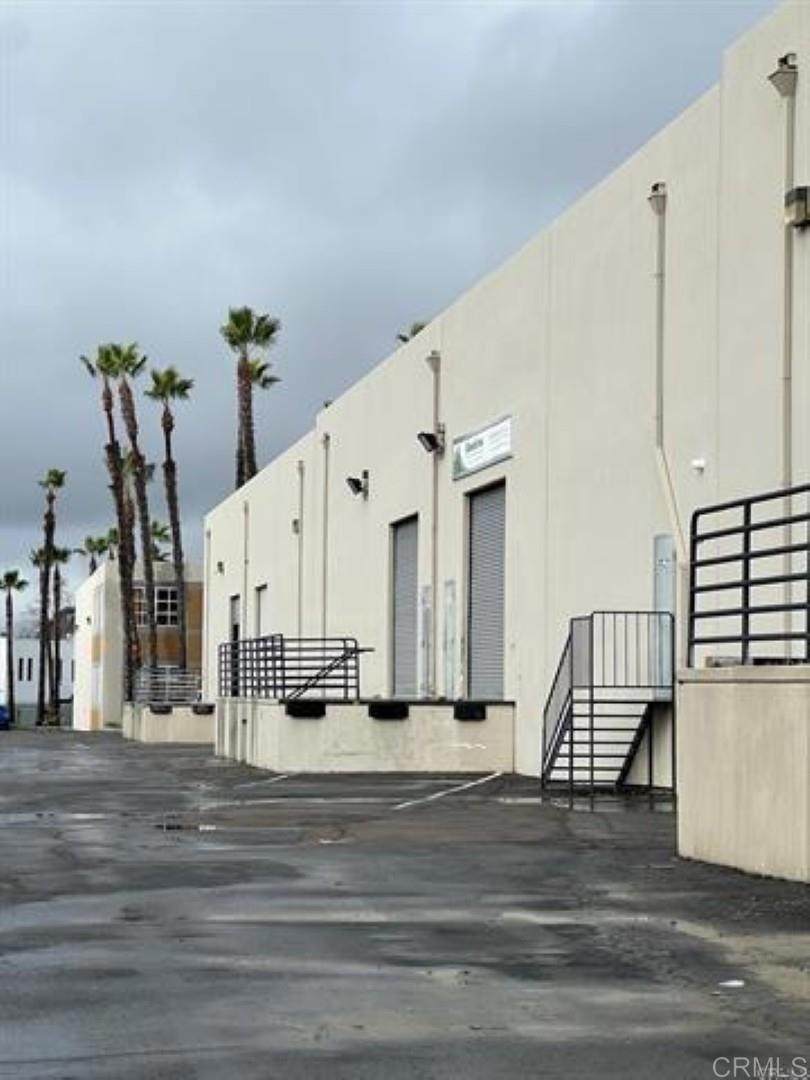 3065 Beyer Boulevard - Photo 1