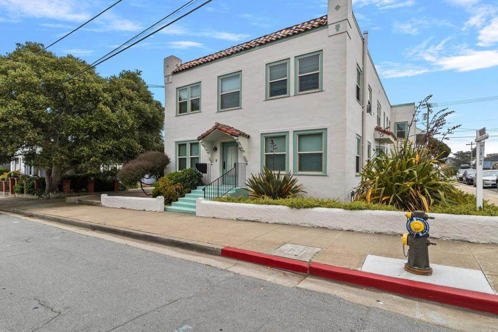 419 Forest Avenue - Photo 1