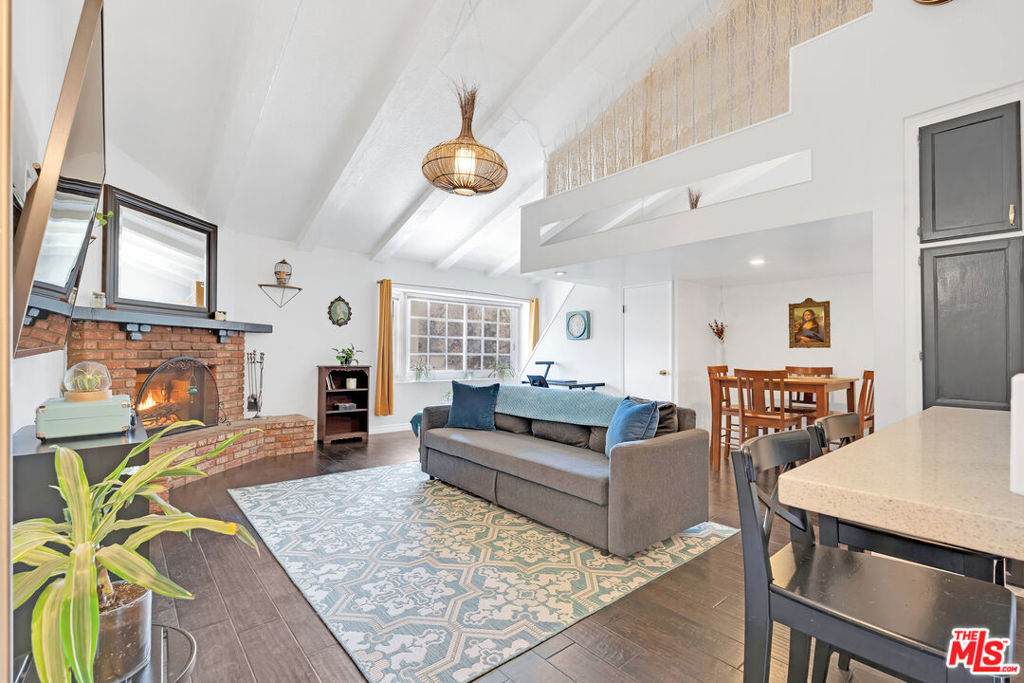 4633 Ben Avenue - Photo 1