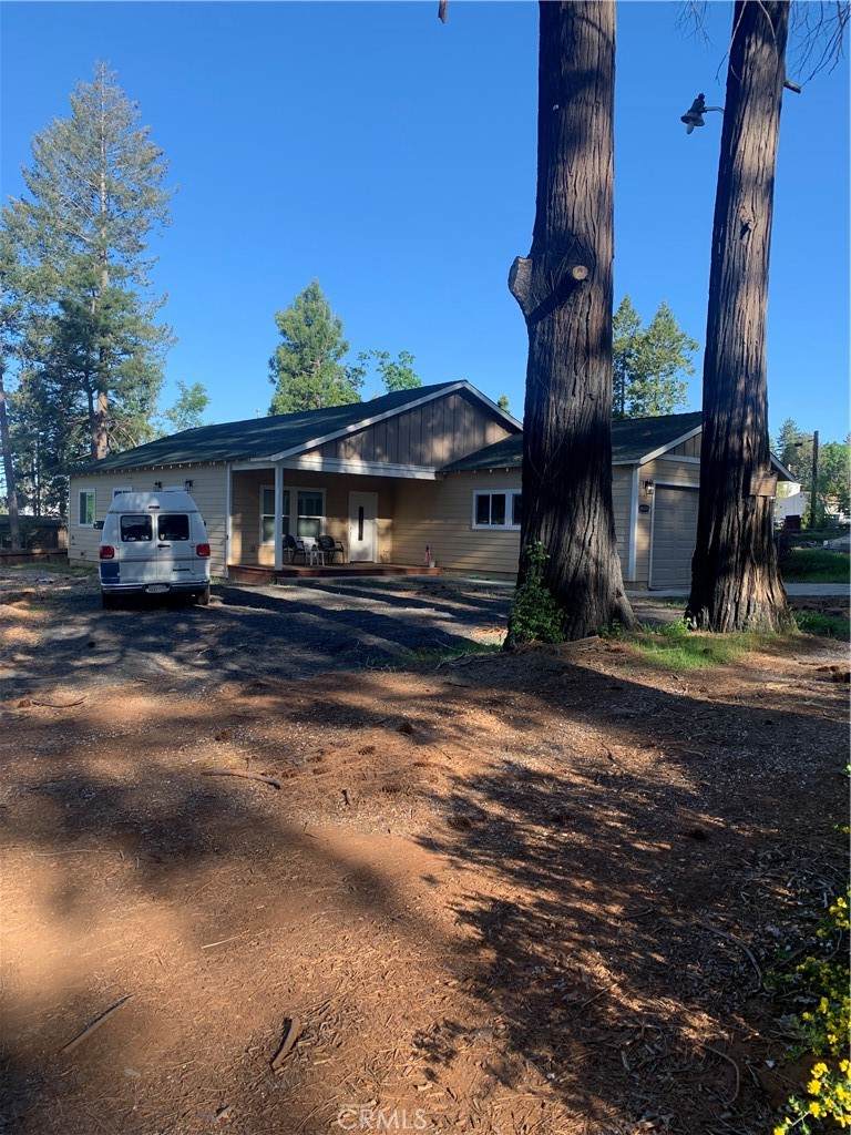 14091 Skyway - Photo 1