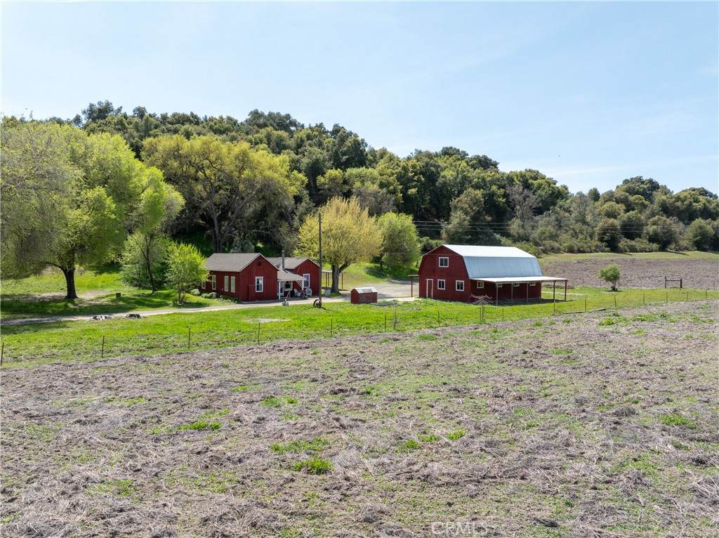 2925 Oakdale Road - Photo 1