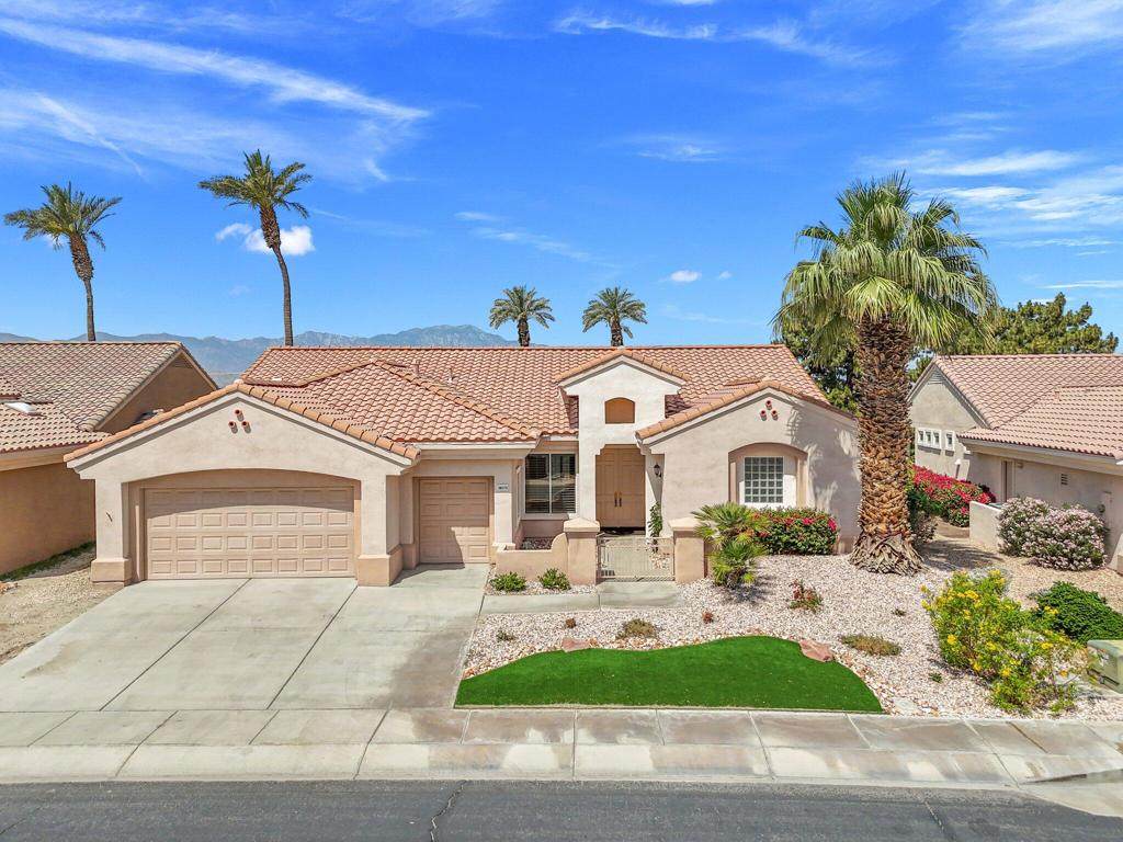 38173 Grand Oaks Avenue - Photo 1