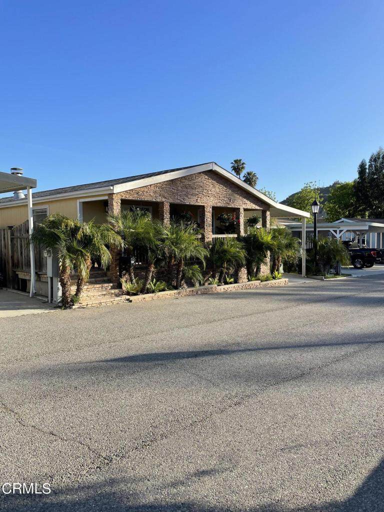 132 Mulberry Drive - Photo 1