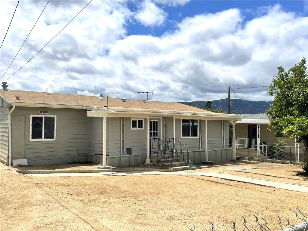 21479 Vine Street - Photo 1