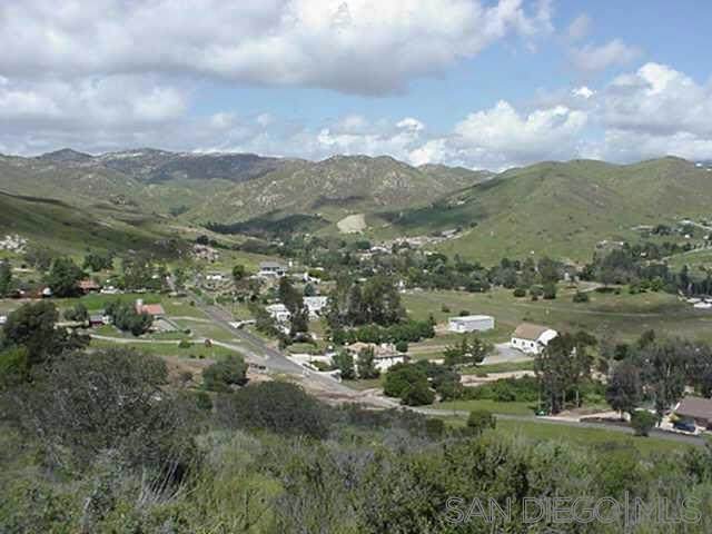 https://bt-photos.global.ssl.fastly.net/socal/orig_boomver_1_374314730-2.jpg