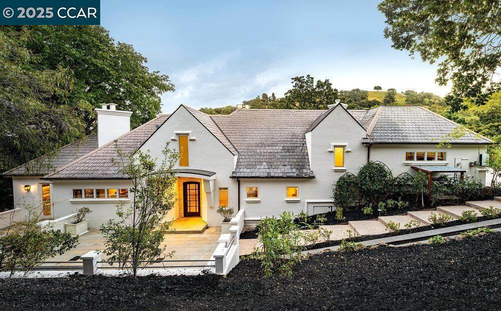 1720 Toyon Rd - Photo 1