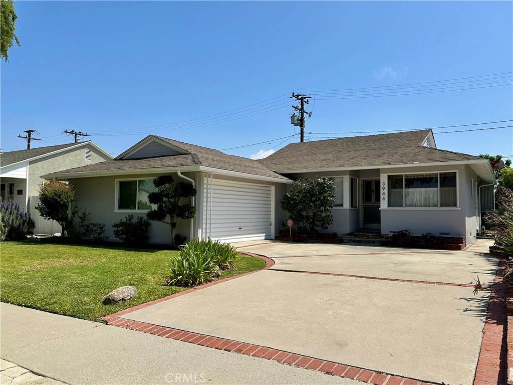 3944 149th Street - Photo 1